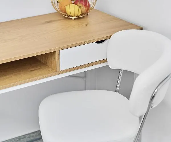 Swojczyce By Renters Wrocław