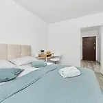 Apartamento Swojczyce By Renters Wrocław
